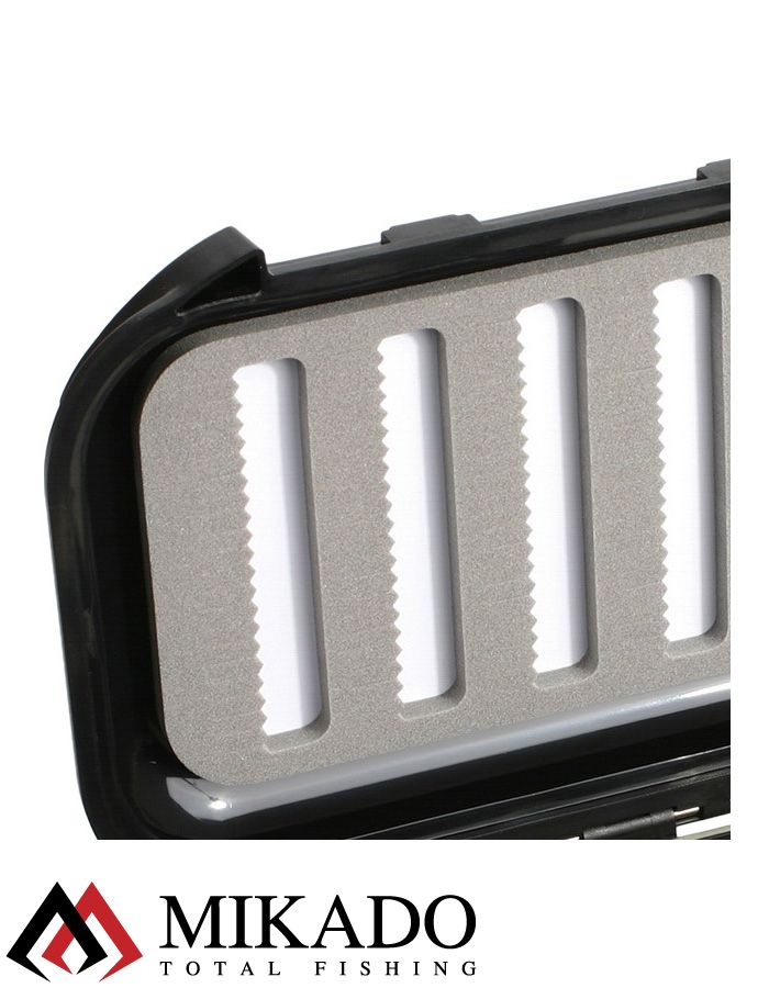 Коробочка для нахлыстовых мушек Mikado UAM-057A (17 x 11 x 4.5 см.)