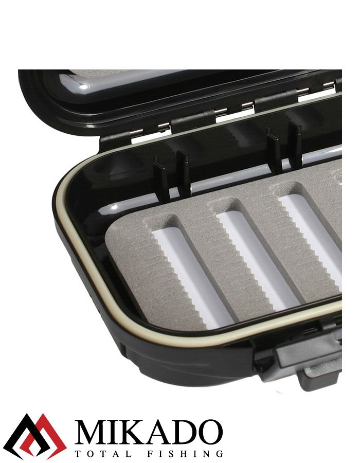 Коробочка для нахлыстовых мушек Mikado UAM-057A (17 x 11 x 4.5 см.)
