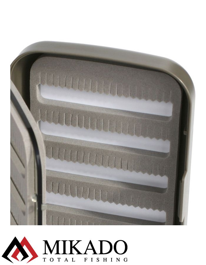 Коробка для мормышек и мушек Mikado UAM-035A-GY серая